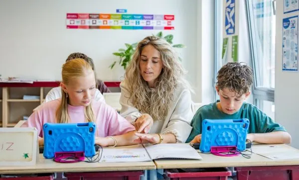 Typecoach van Typetuin geeft klassikale typeles.